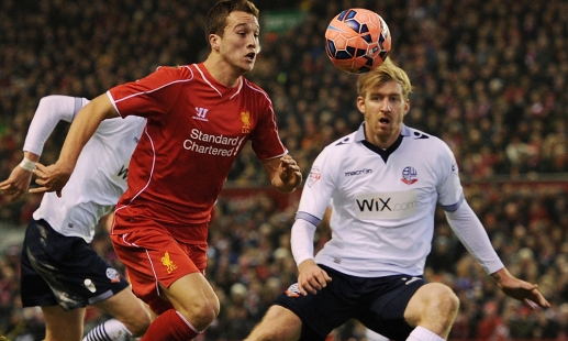 里夫斯：看到詹姆斯在场上全速奔跑，这会促使你跟上他的步伐